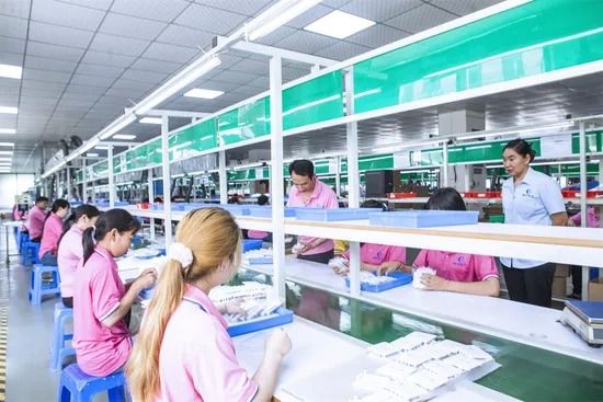 5G 4G LTE Full Band External Antenna with 7 dBi Gain and Operation Temperature -20˚C to +60˚C High Gain Rubber Rod Antenna